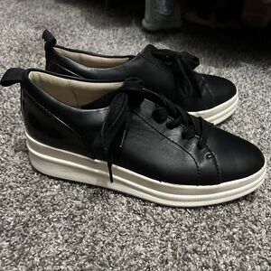 Naturalizer brand  sneakers